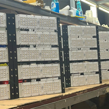 pha module 500W xưởng đèn Trần Phú