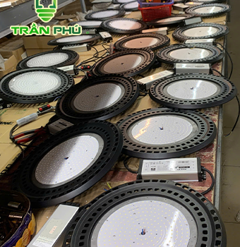 đèn nhà xưởng highbay ufo phillips từ hãng công ty trần phú